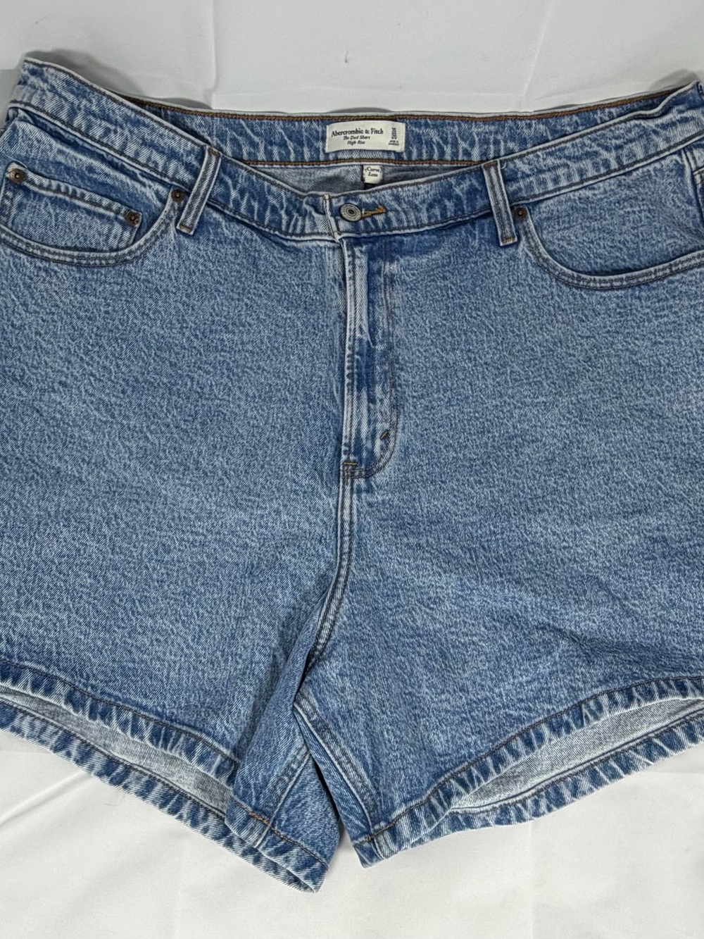 Abercrombie & Fitch curve love High-Rise Shorts